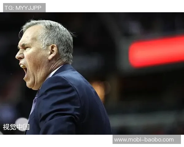 赵四怒斥小波特抢球不成反被队友怒喷迈克真是气炸了