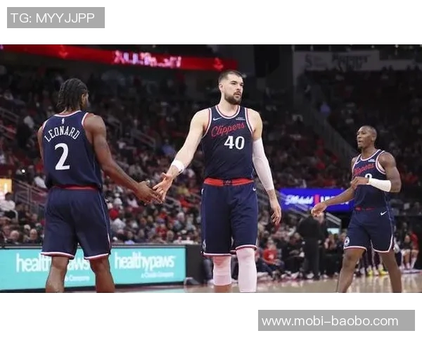 苏群分析快船连胜原因大洛创造空间小琼斯回归提升防守反击效率