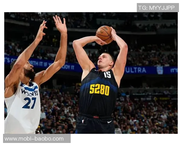 杜伦本赛季六度实现20分10篮板成就与约基奇字母哥并列联盟第一